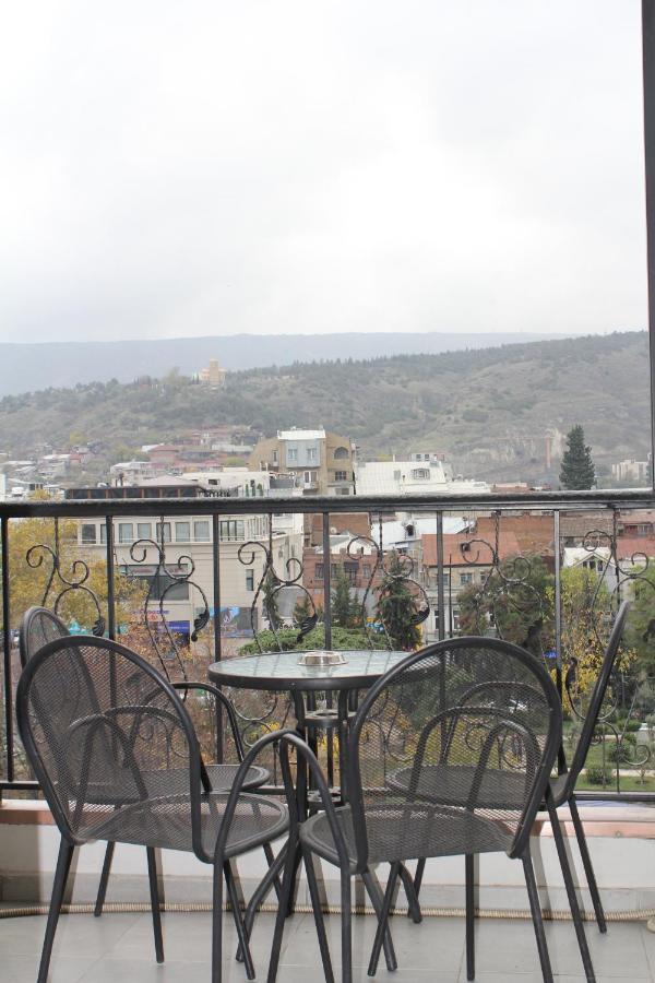 Hotel Plaza Tbilisi Exterior foto